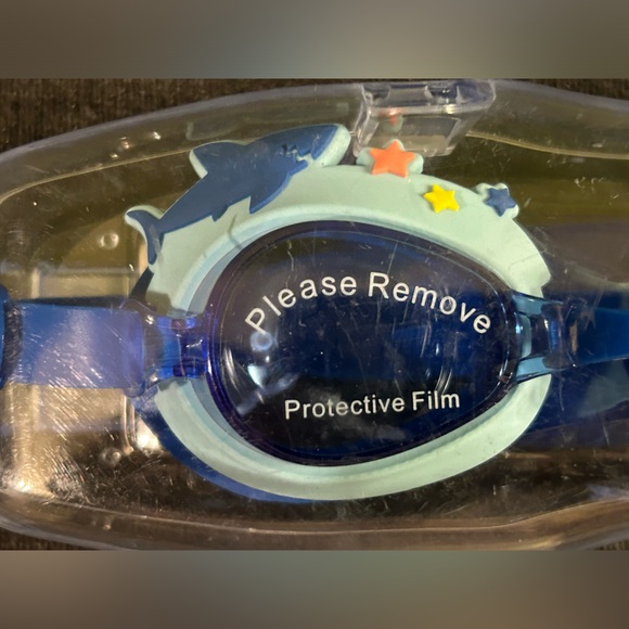 CoComelon Super-Soft Watertight Seal KIDS Swim Goggles - Picture 6 of 6